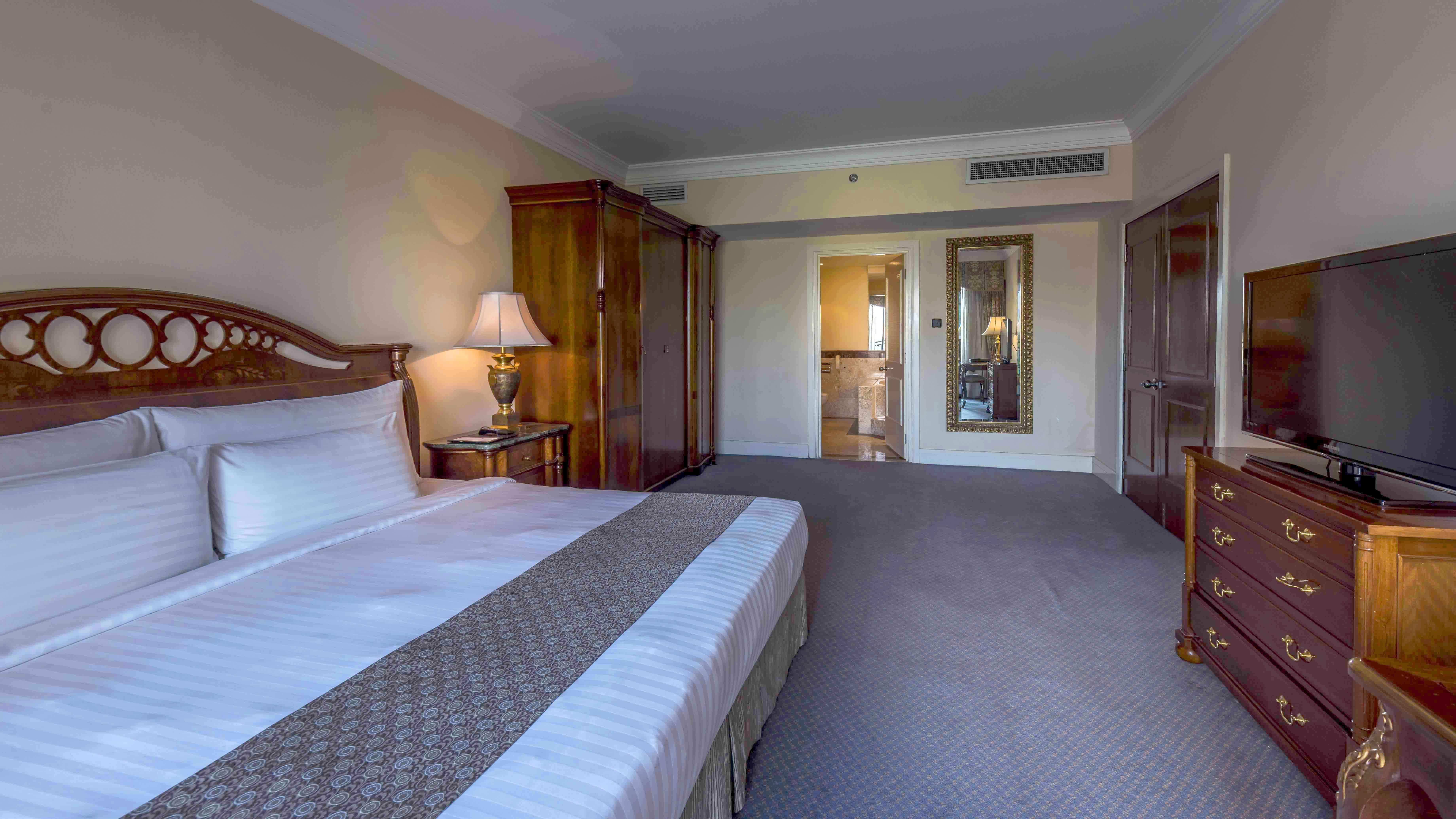 Palace Of The Golden Horses Seri Kembangan Buitenkant foto A room at the hotel