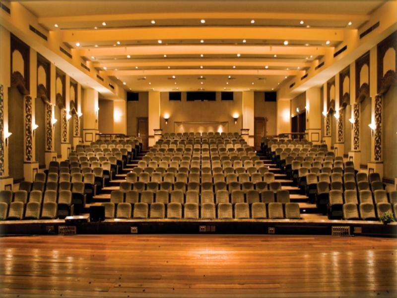 Palace Of The Golden Horses Seri Kembangan Buitenkant foto The Auditorium