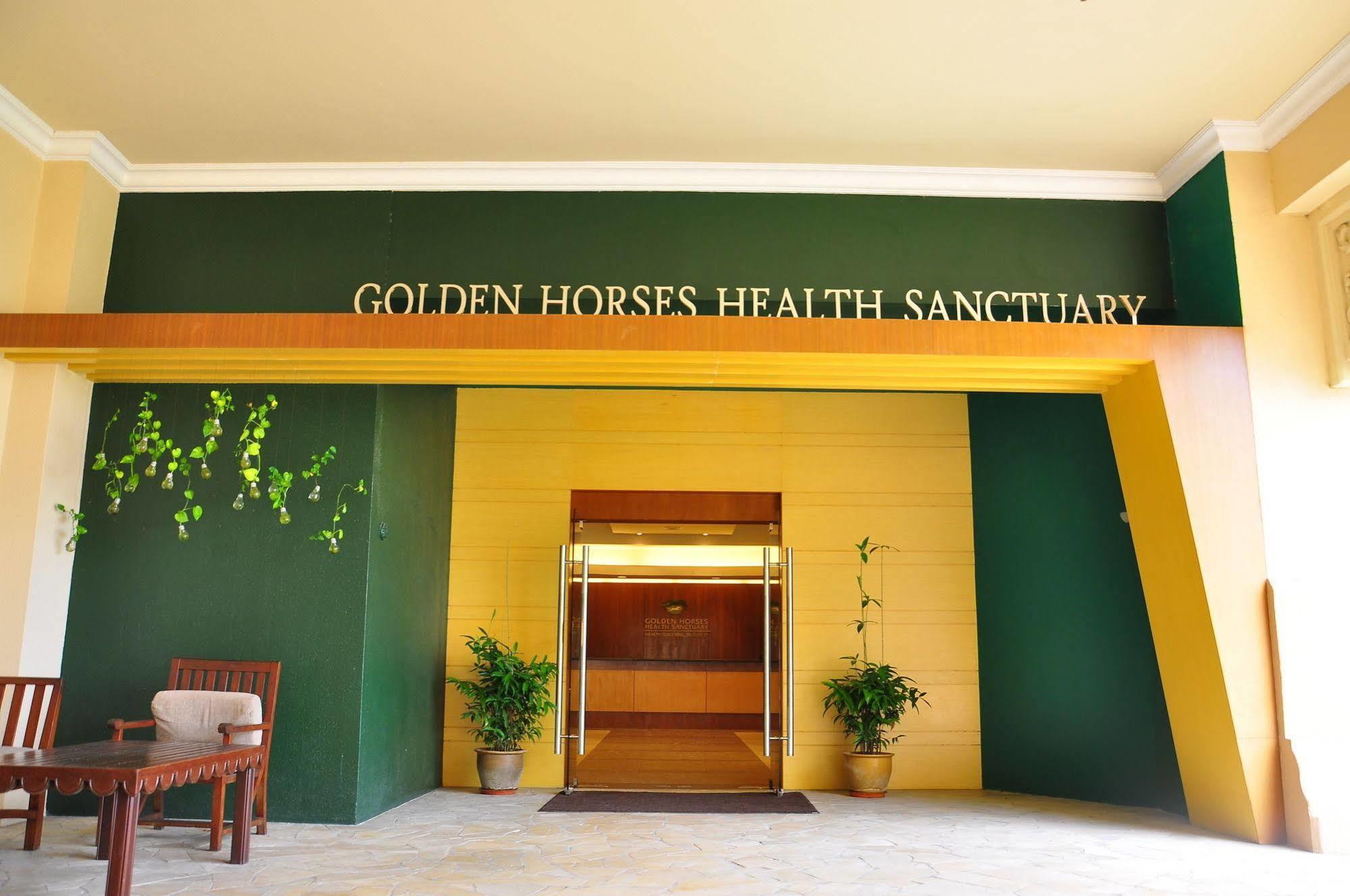 Palace Of The Golden Horses Seri Kembangan Buitenkant foto Golden Horses Health Sanctuary